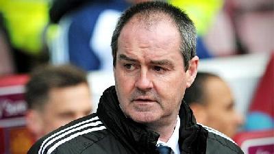 Steve Clarke replaces Adkins at Reading.